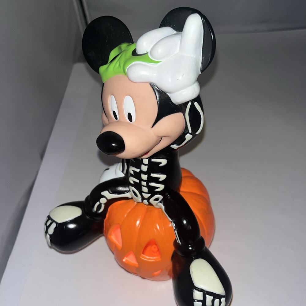 VINTAGE 1999 Paper Magic Group Light Up Mickey Mouse Skeleton 10" GITD - Picture 5 of 6